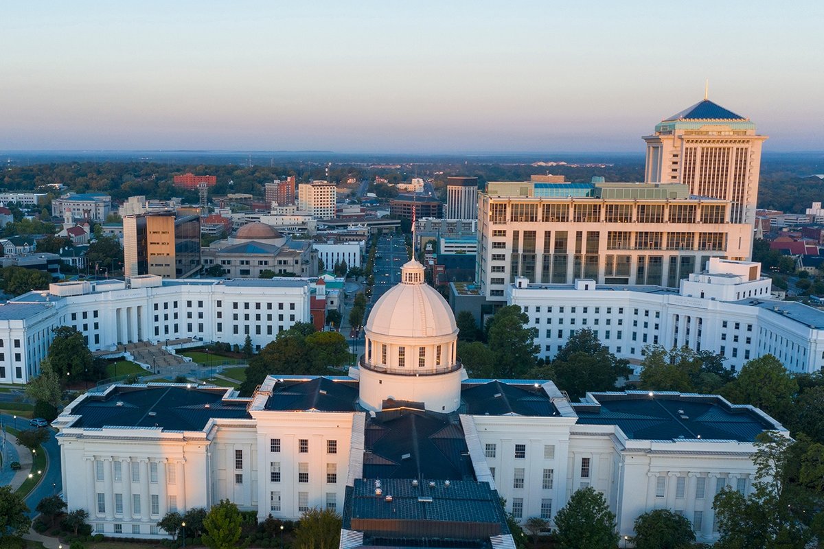 Aerial view of the Alabama State Capitol in Montgomery, AL